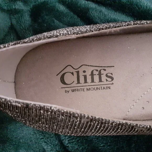 SILVER SPARKLE FLATS NEW WITH TAGS CLIFFS BY WHITE MOUNTAIN - Picture 7 of 13